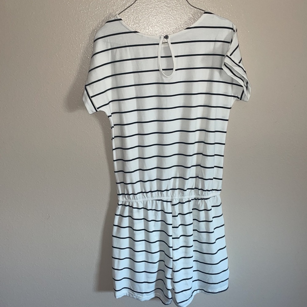 Amazon romper - Picture 2 of 3